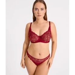 Aubade Miss Karl Soutien Gorge Corbeille Armatures Rubis -Sous-vêtement Soldes Boutique 1600x1600 aubade miss karl soutien gorge corbeille armatures rubis p3 21 16082021