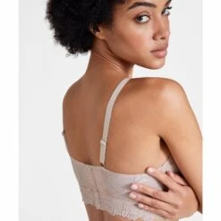 Aubade Softessence Triangle Brassière Mousse Skin -Sous-vêtement Soldes Boutique 1600x1600 aubade softessence triangle brassiere mousse skin p3 29 03022022