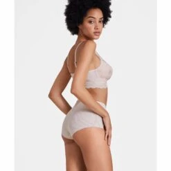 Aubade Softessence Triangle Brassière Mousse Skin -Sous-vêtement Soldes Boutique 1600x1600 aubade softessence triangle brassiere mousse skin p6 29 03022022