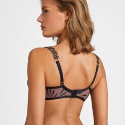 Aubade Soutien-Gorge Corbeille Sensory Illusion Golden Leave -Sous-vêtement Soldes Boutique 1600x1600 aubade soutien gorge corbeille sensory illusion golden leave p4 35 06072022