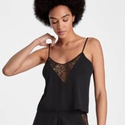 Aubade Top Fines Bretelles Lazy Days Noir -Sous-vêtement Soldes Boutique 1600x1600 aubade top fines bretelles lazy days noir p2 09 16082022