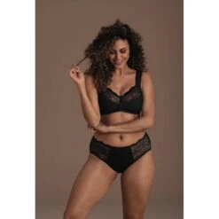 Soutien-gorge Allégement Anita Comfort Orely Noir -Sous-vêtement Soldes Boutique 1600x1600 soutien gorge allegement anita comfort orely noir p4 07 13092021