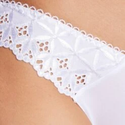 Tanga AUBADE Bahia & Moi Blanc -Sous-vêtement Soldes Boutique 1600x1600 tanga aubade bahia moi blanc p2 19 11032020